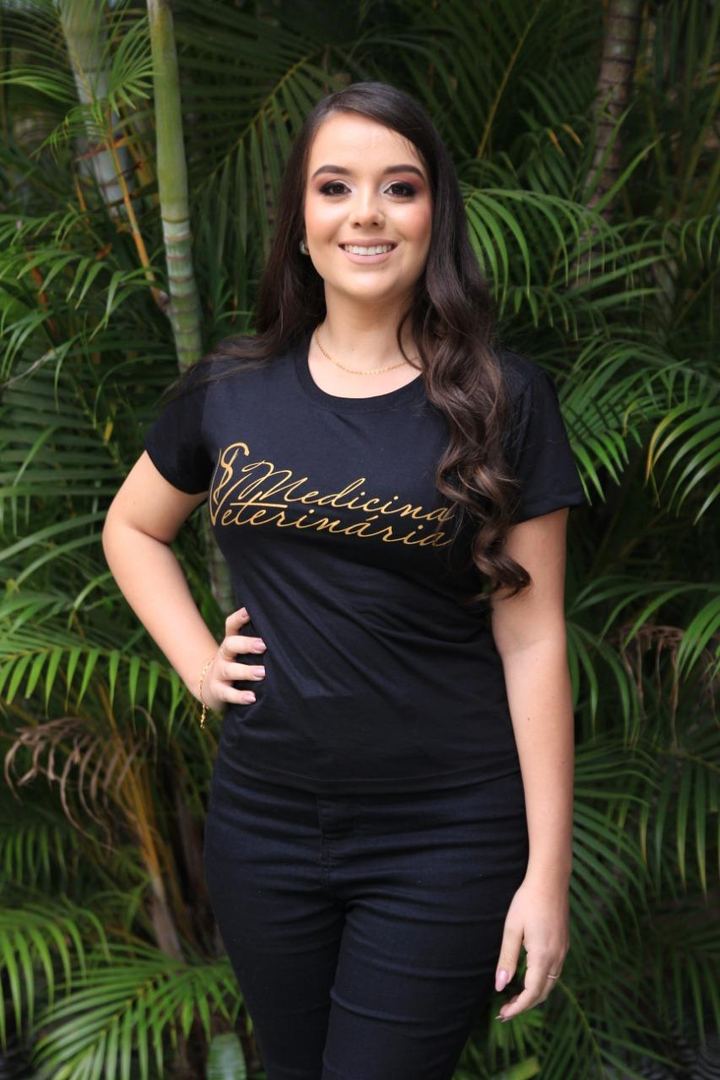 Brenda Rezende, médica veterinária